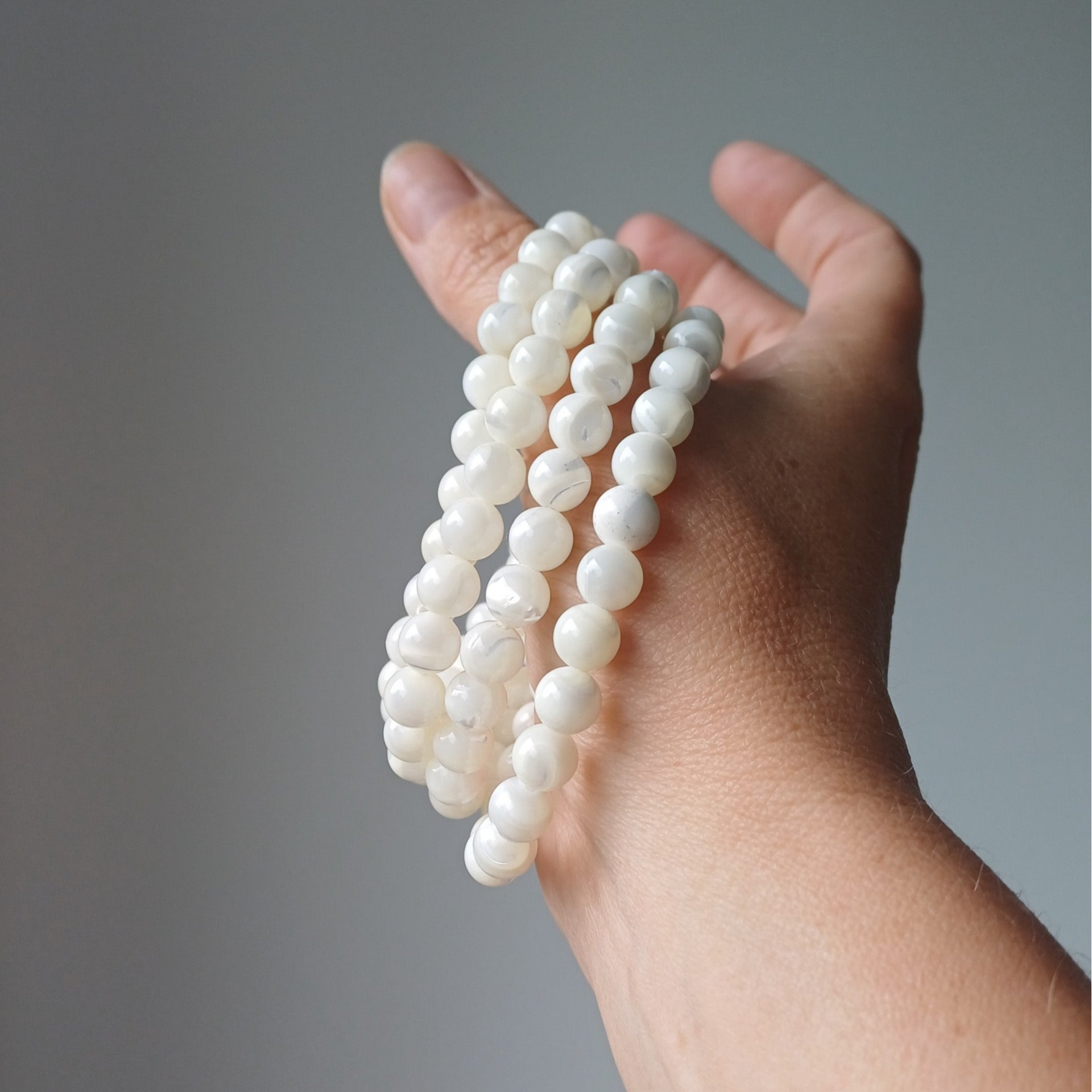 Witte parelmoer schelp armband 8 mm