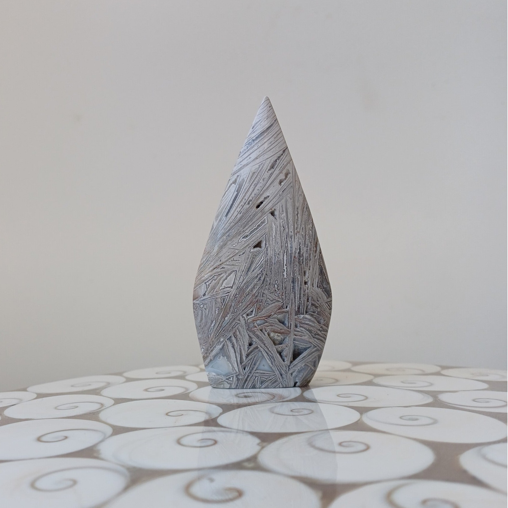 Witte lace agaat sculptuur