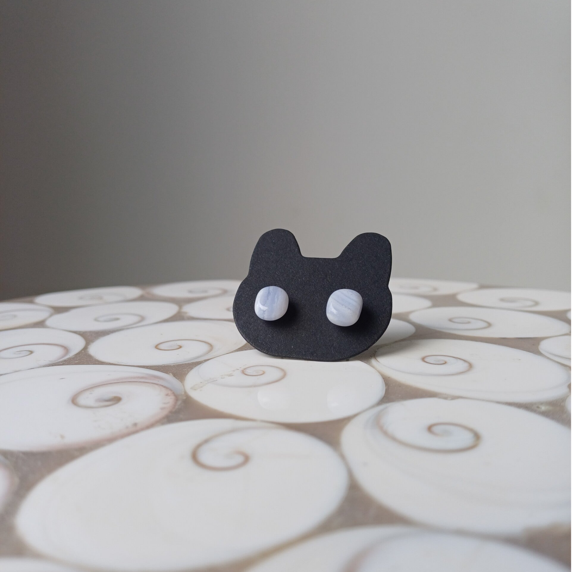 Chalcedoon (Blue Lace) oorknopjes (s925)