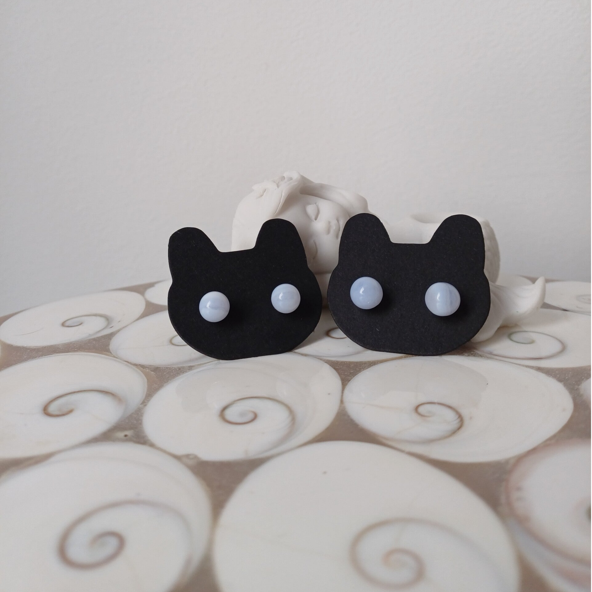 Chalcedoon (Blue Lace) oorknopjes (s925)