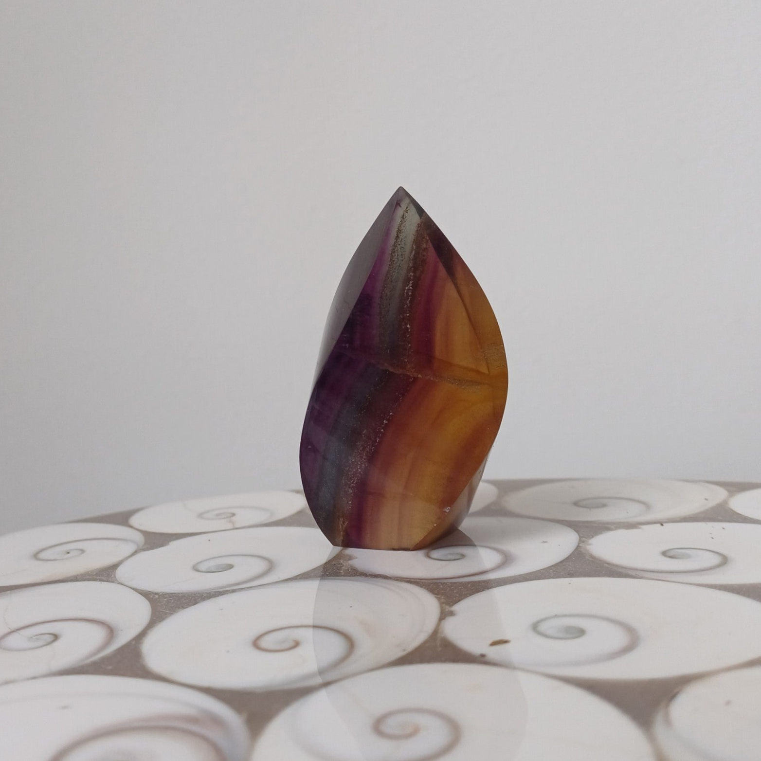 Fluoriet met pyriet vlam