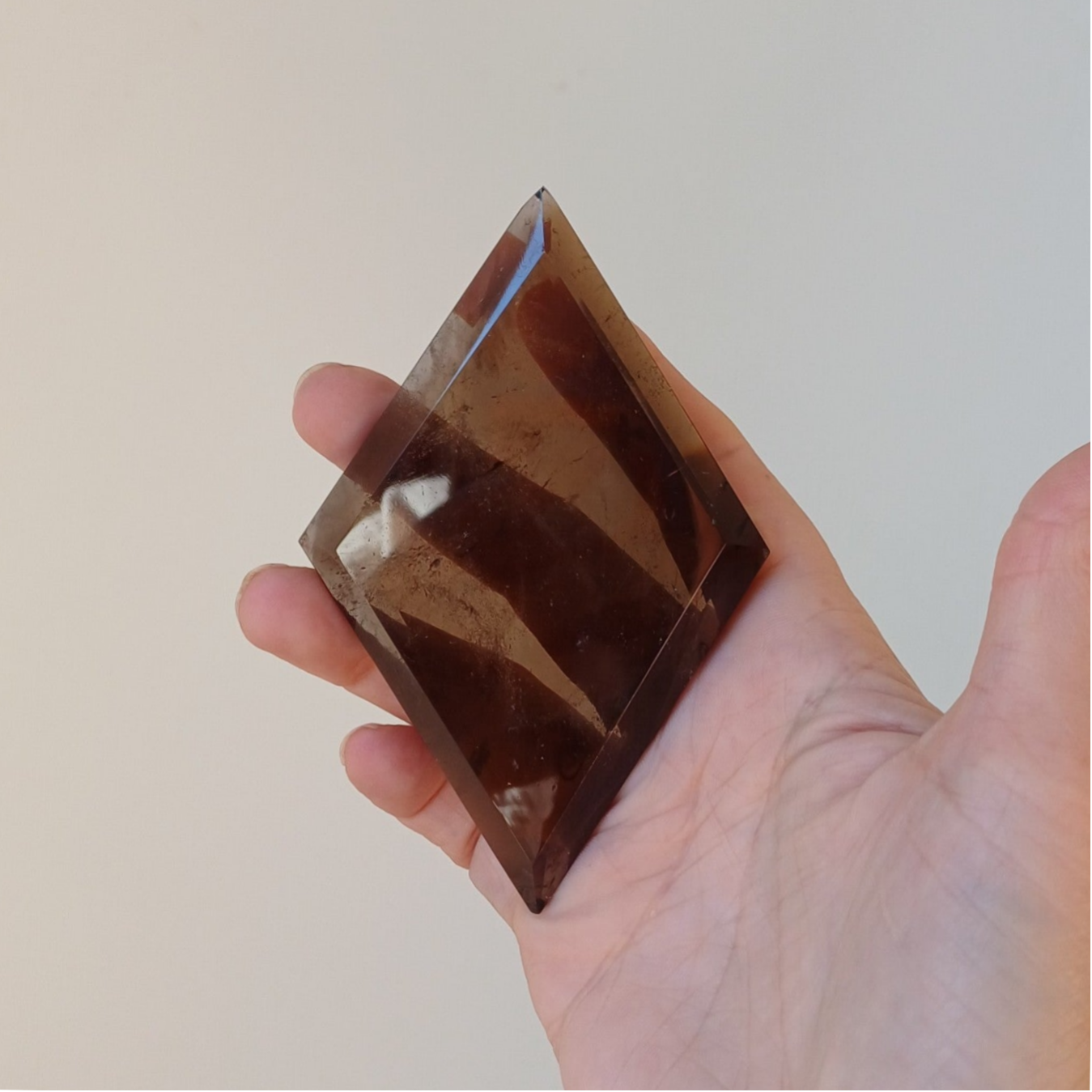 Rookkwarts carving (ruit)