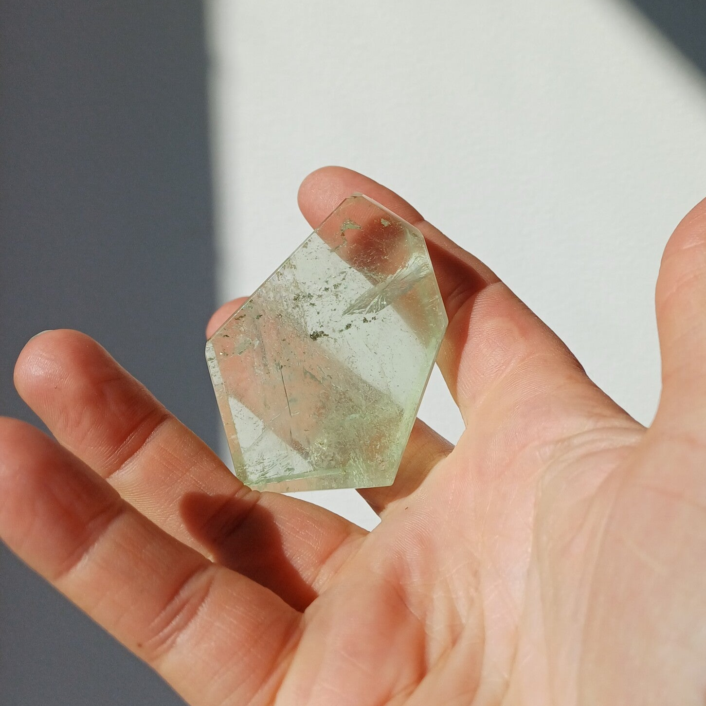 Fluoriet free form met pyriet