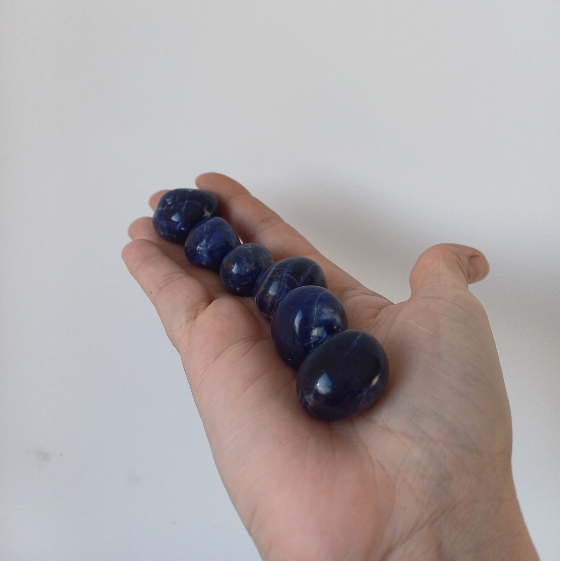 Sodaliet knuffelsteen