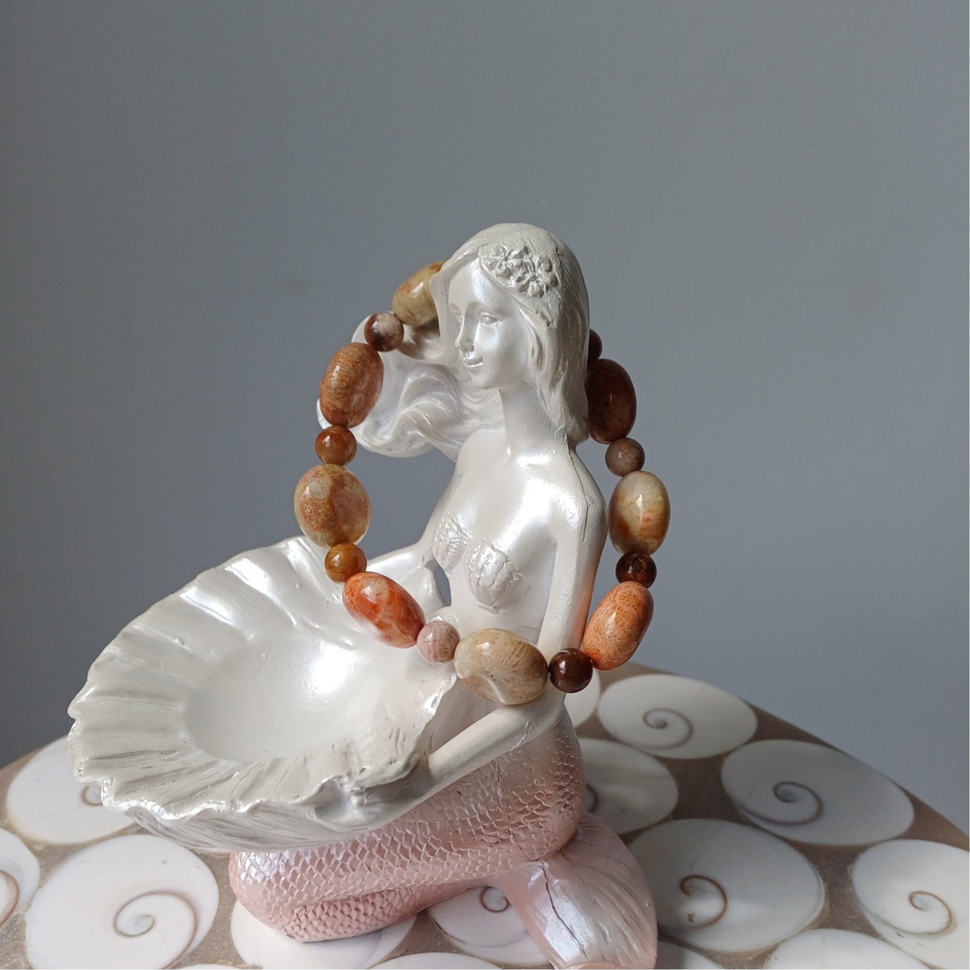 Versteend koraal armband 15 mm