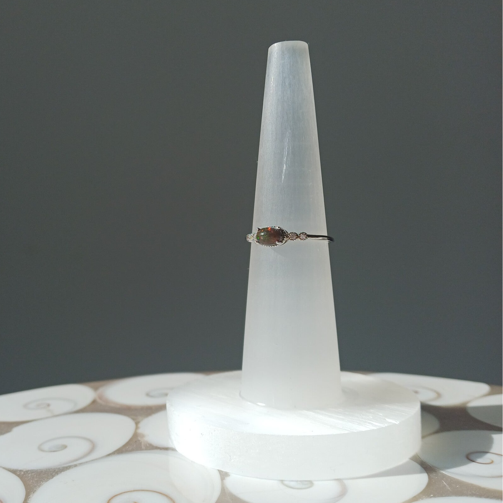 Zwarte opaal ring (s925)