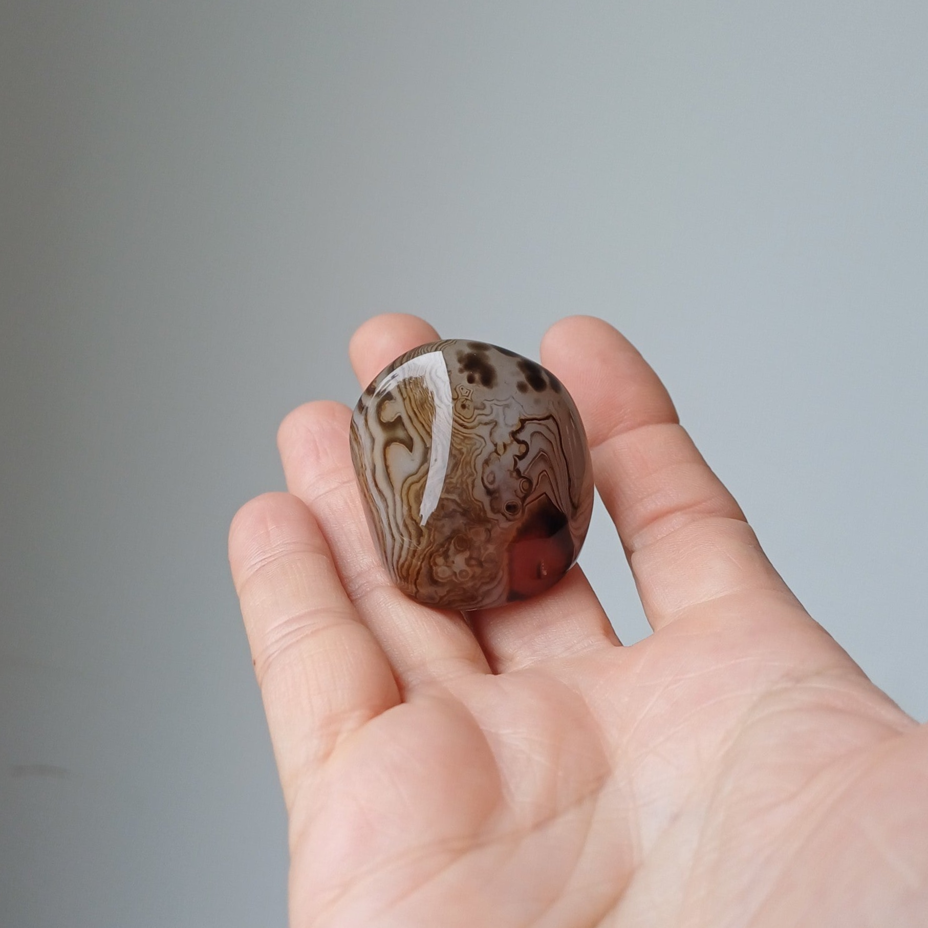 Sardonyx knuffelsteen