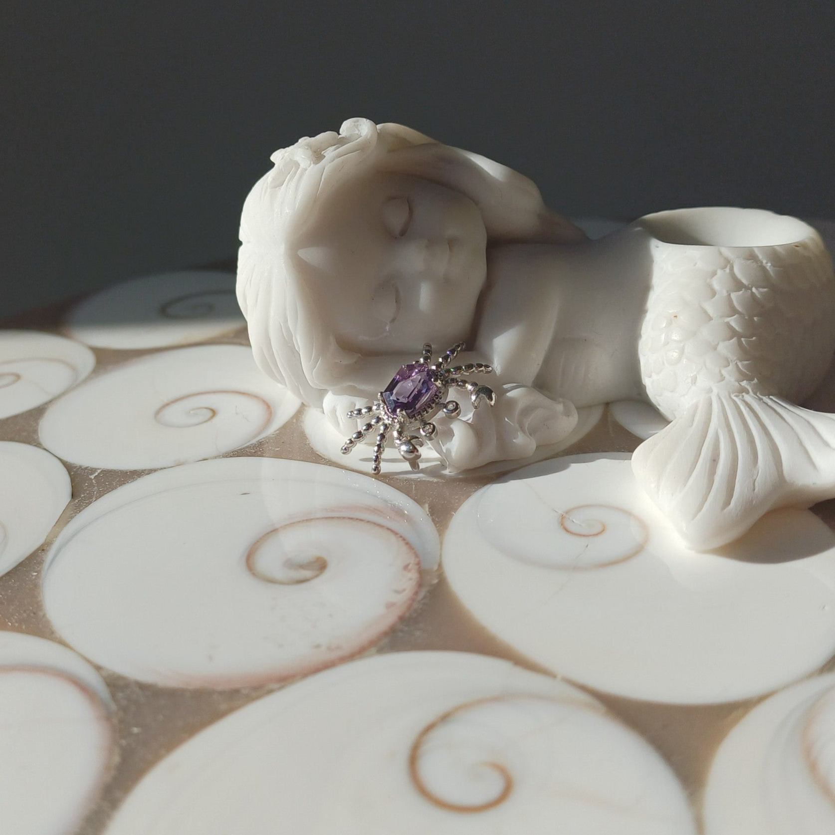 Zilveren krab hanger met amethist (s925)