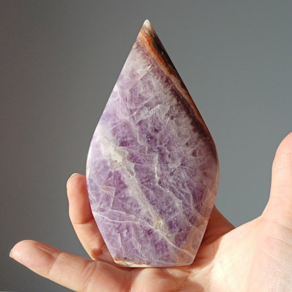 Crazy lace agaat met amethist  sculptuur