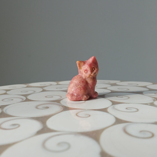 Thuliet kat carving