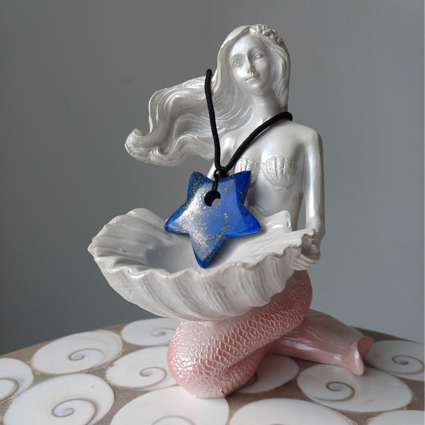 Lapis lazuli ster incl. verstelbaar koord (zwart)