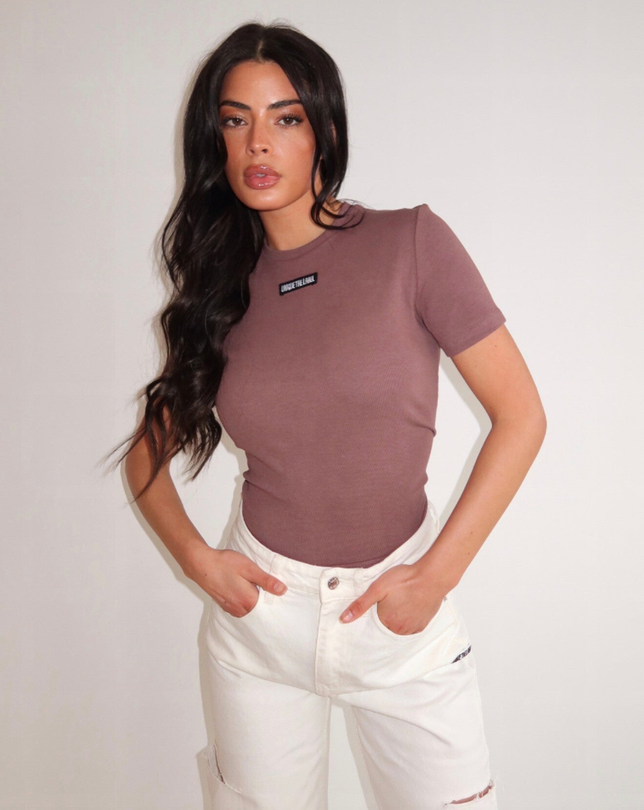 Unique The label JILL SHORT SLEEVE - MUSHROOM