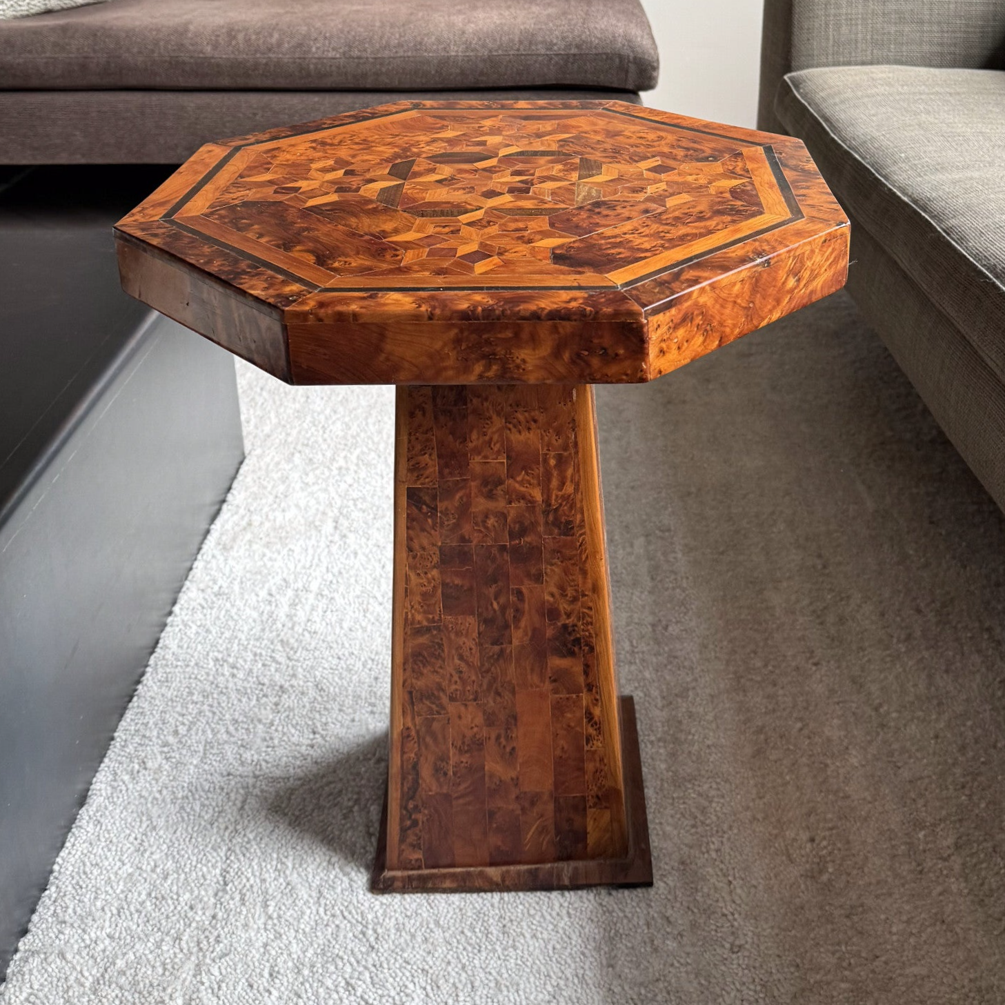 Bijzettafel art deco stijl
