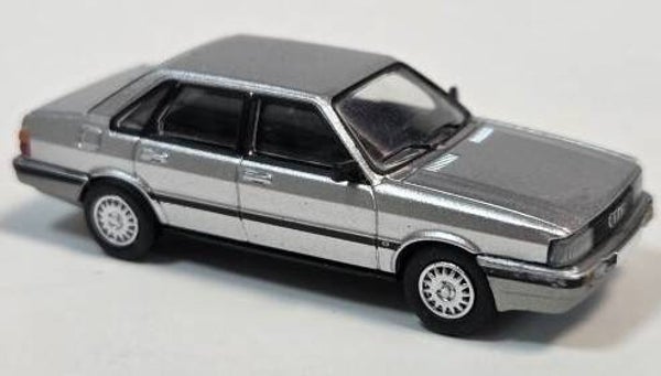 Brekina PCX 870714 1:87 Audi 90 silber Bj 1984