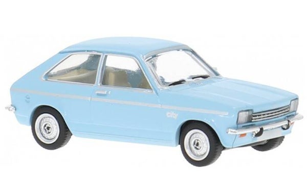 Brekina PCX 870772 1:87 Opel Kadett C City, hellblau mit Strefendekor, Bj 1975