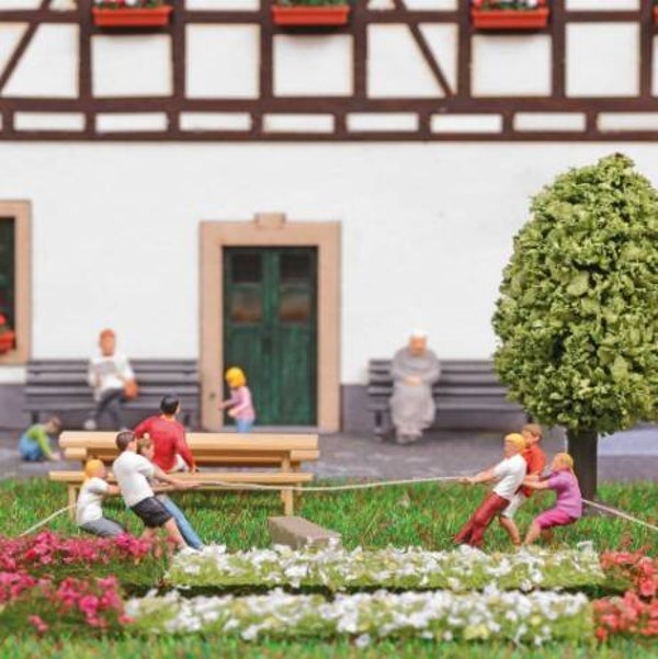 Busch 79836 Action Set: Tauziehen