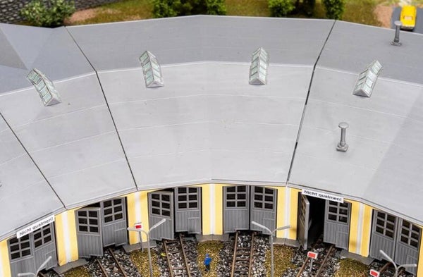 Faller 282724 Ergänzungs-Set Ringlokschuppen Freilassing
