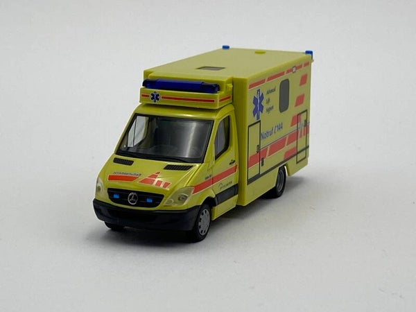Herpa 47784 1:87 Mercedes-Benz Sprinter RTW Ambulanz Spital Uster