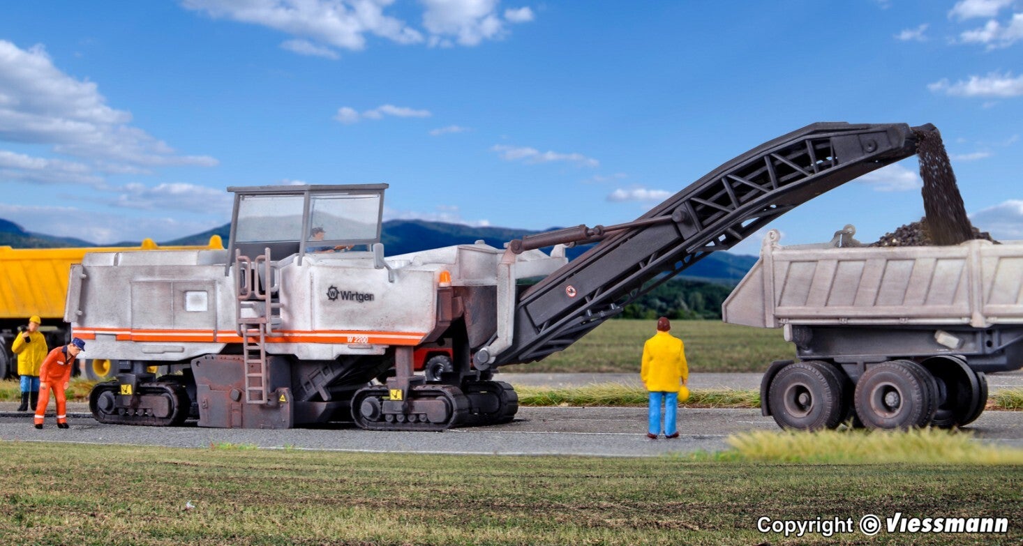 Kibri 11653 H0 WIRTGEN Straßenfräse
