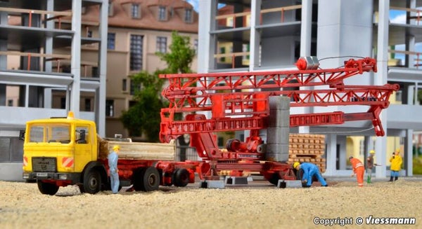Kibri 13025 H0 MAN Kipppritsche und LIEBHERR SK 20 Schnelleinsatzkran