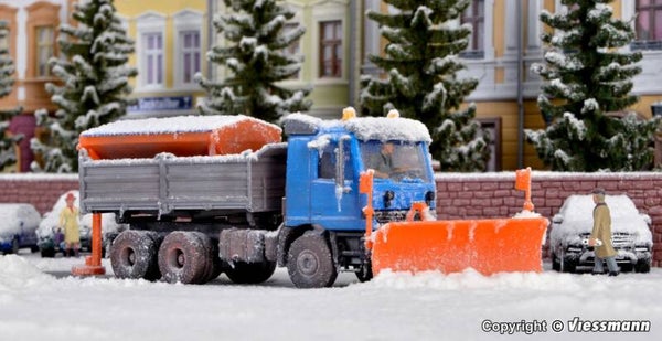 Kibri 15006 H0 MB ACTROS mit Schneepflug und Streugerät