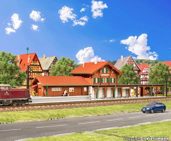 Kibri 36703 Z Bahnhof Château d´Oex