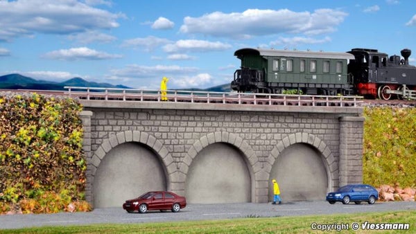 Kibri 37670 N/Z Gemauerter Bahndamm, eingleisig