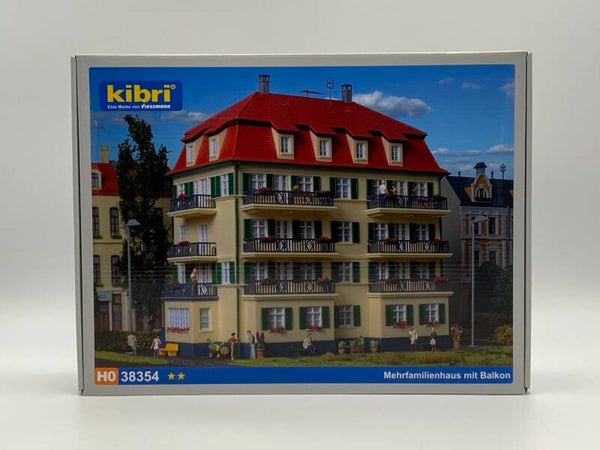 Kibri 38354 H0 Mehrfamilienhaus mit Balkon