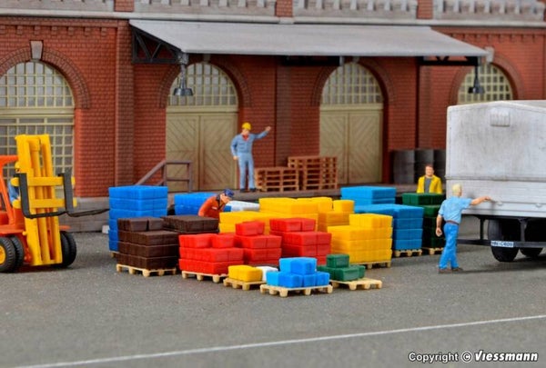 Kibri 38662 H0 Getränkekisten auf Paletten