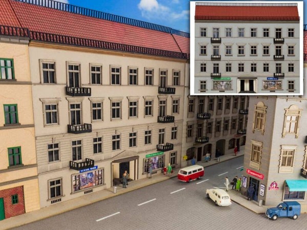 Modellbahn Union N-H00221 Halbrelief Stadthaus mit Läden 2