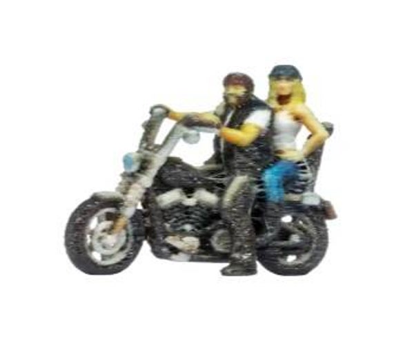 NOCH 10904 Chopper mit Rocker und Sozia, stehend