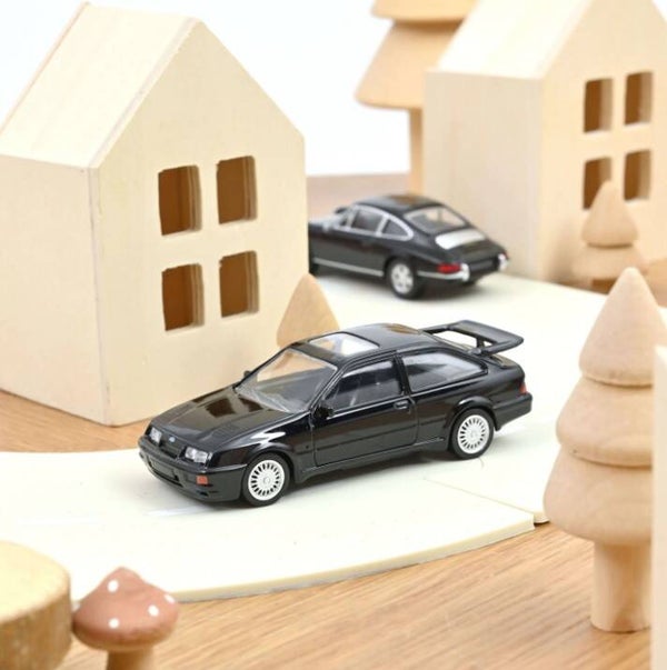 Norev 270577 1:43 Ford Sierra RS Cosworth, schwarz, Bj 1986, Jet-Car