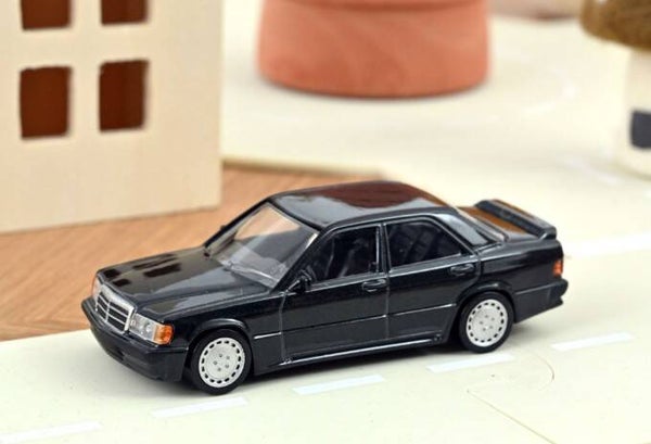 Norev 351195 1:43 Mercedes-Benz 190E 2.3 schwarz