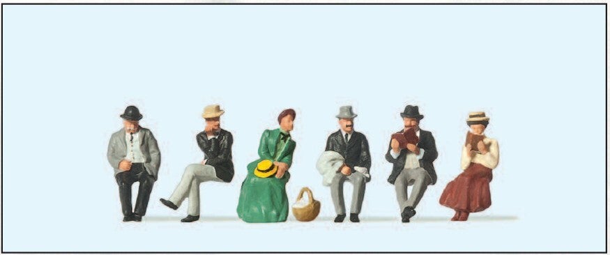 Preiser 12190 Sitzende Reisende, um 1900