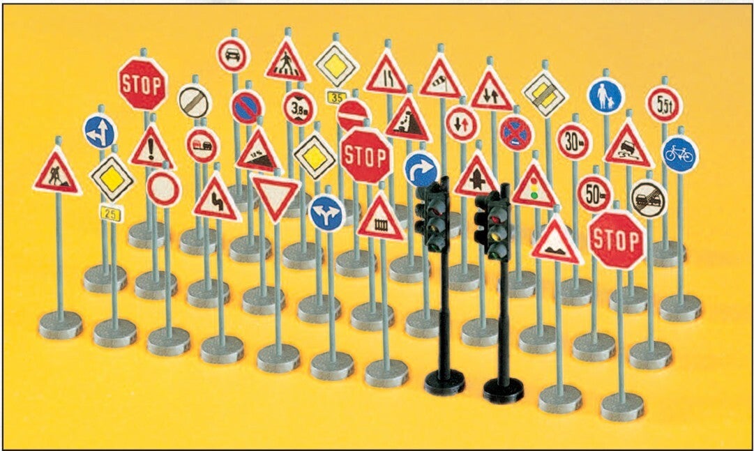 Preiser 18203 Verkehrszeichen, 40 Stück