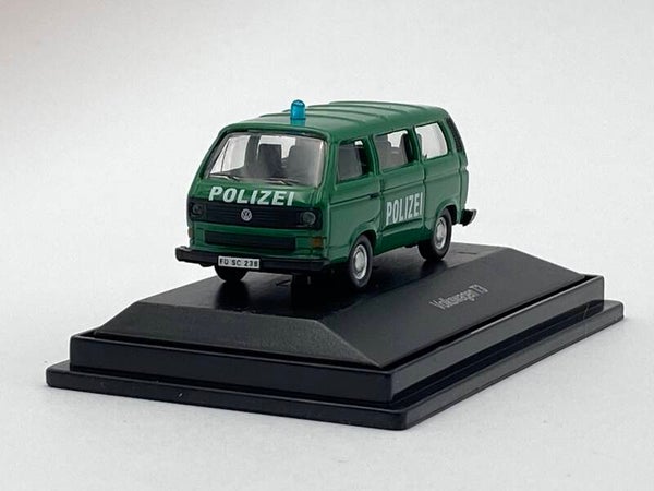 Schuco 26069 1:87 VW T3 Bus Polizei