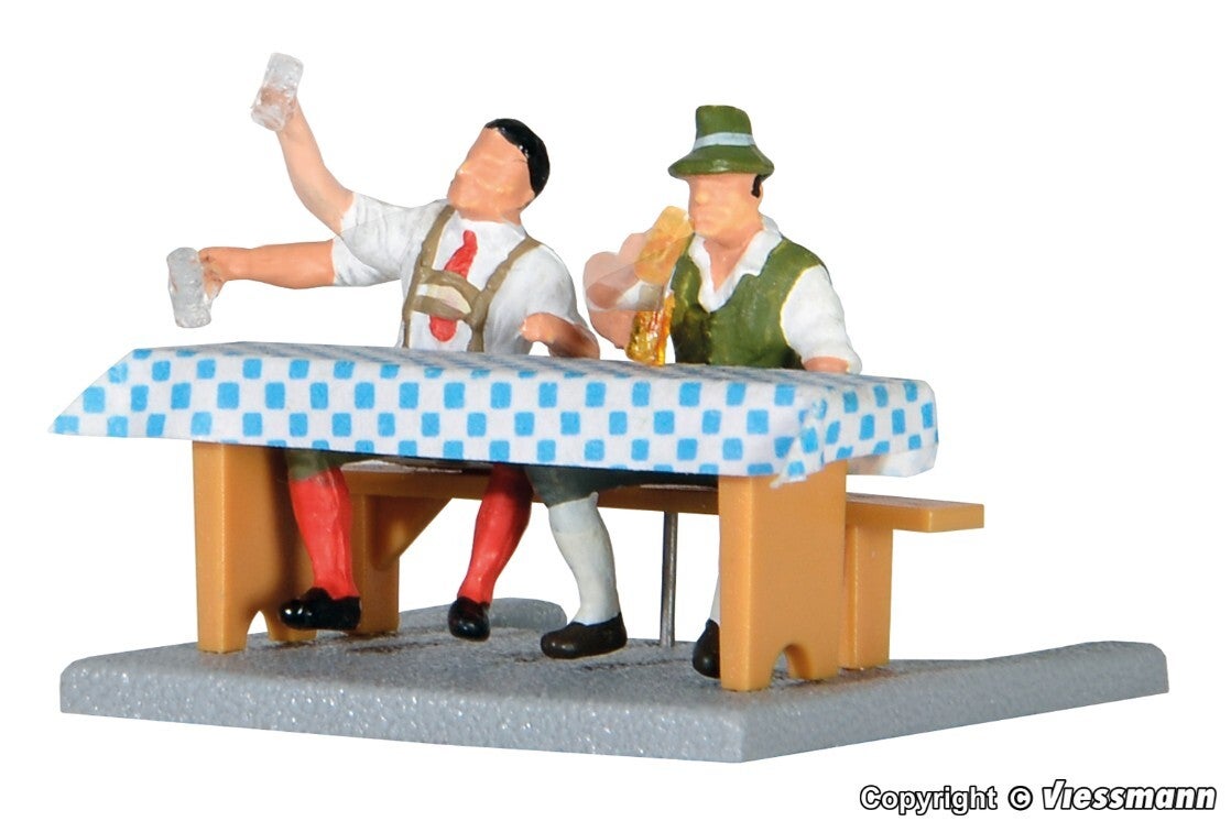 Viessmann 1525 H0 Biertrinker mit bewegten Armen