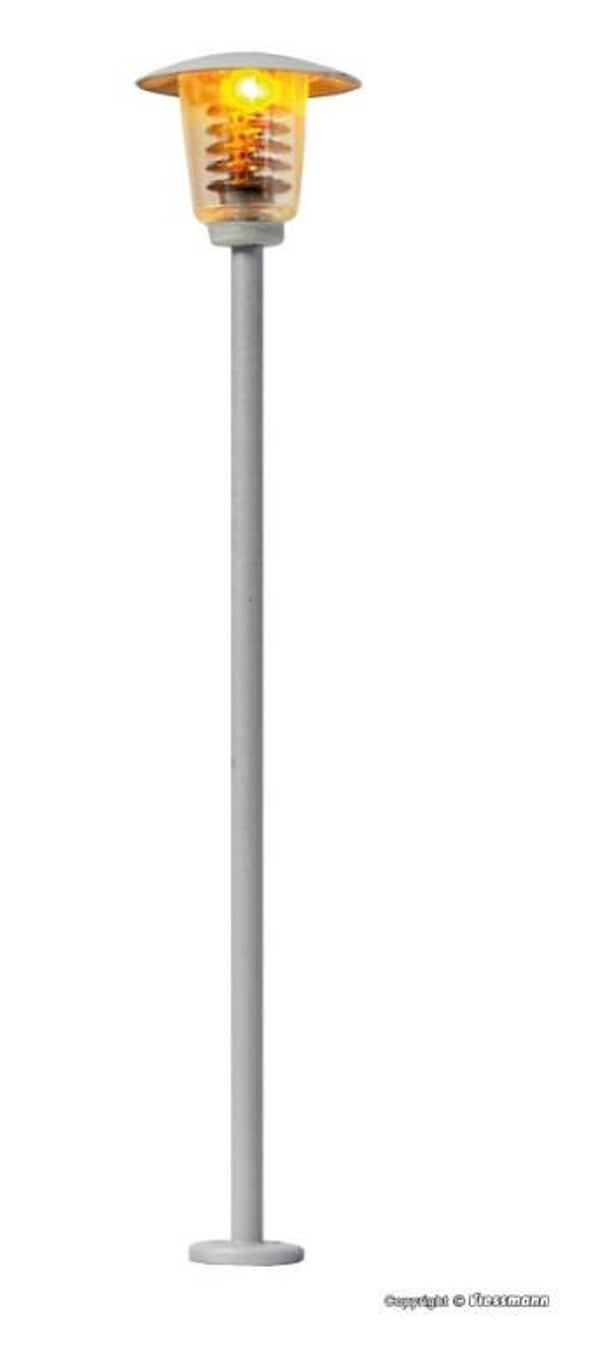 Viessmann 6038 H0 Straßenleuchte Dodenau, LED gelb