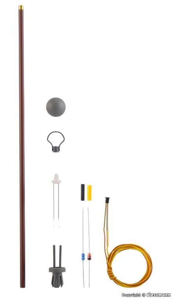 Viessmann 6727 H0 Bausatz Holzmastleuchte DDR-Reichsbahn, LED warmweiß