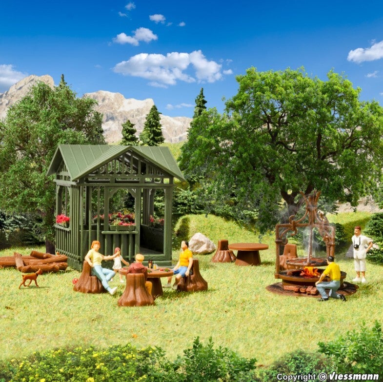 Vollmer 43606 H0 Grillplatz mit Hütte