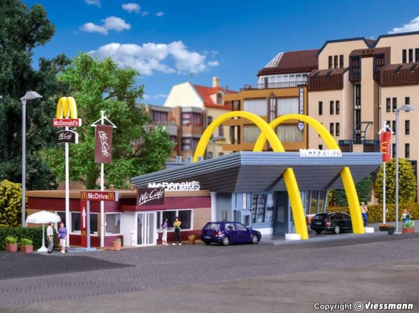 Vollmer 43635 H0 McDonald's Schnellrestaurant mit McCafé