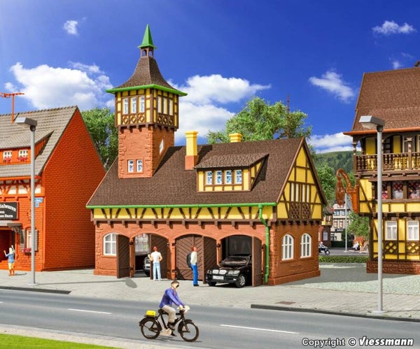 Vollmer 43756 H0 Gerätehalle mit Turm, dreiständig