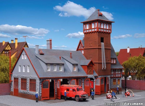 Vollmer 43767 H0 Feuerwehrstützpunkt, fünfständig