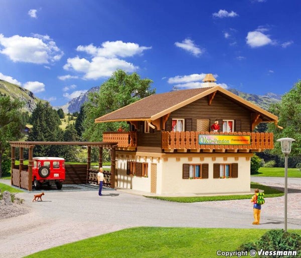 Vollmer 43961 H0 Pension mit Carport