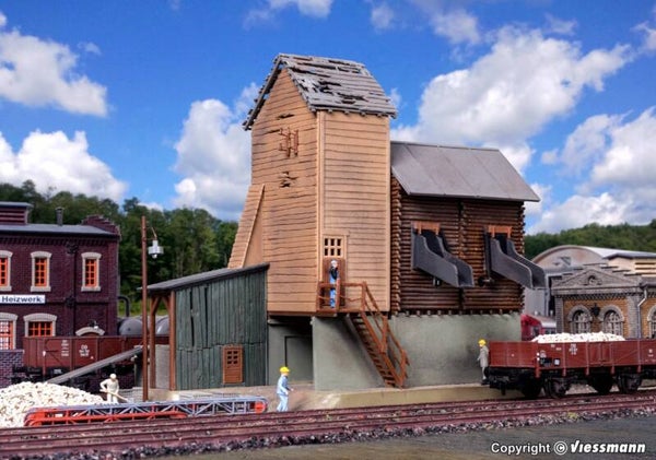 Vollmer 45723 H0 Kieswerk mit angetriebenen Verschlussklappen