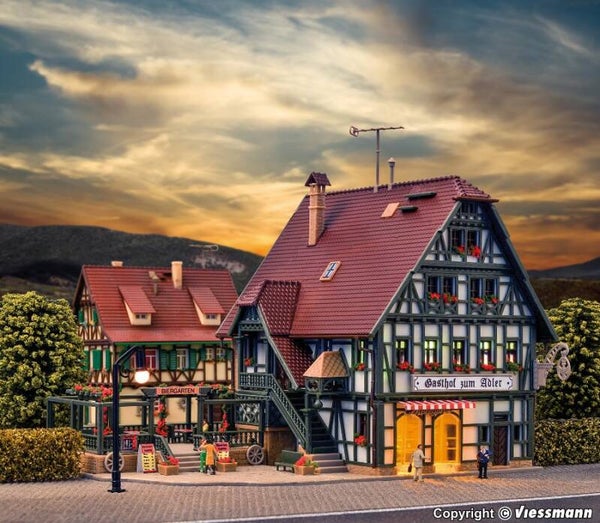 Vollmer 47711 N Gasthaus mit Metzgerei und Inneneinrichtung