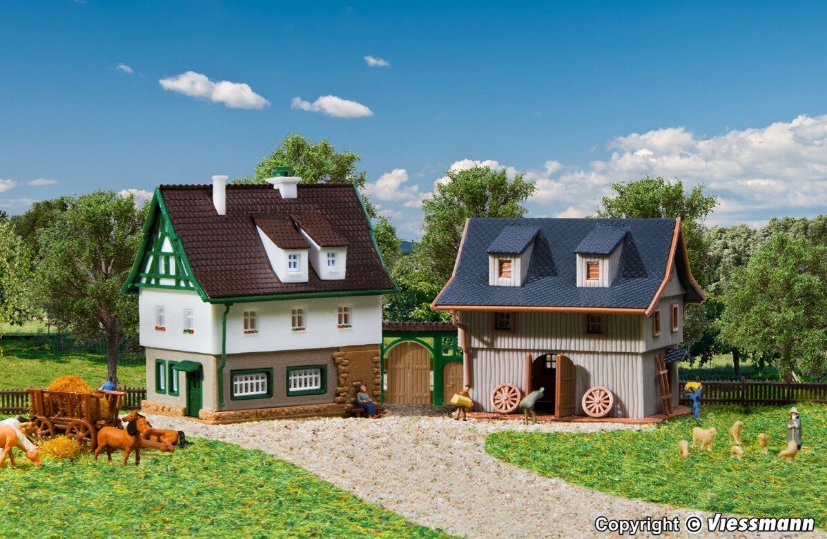 Vollmer 49540 Z Bauernhaus mit Scheune und Hoftor