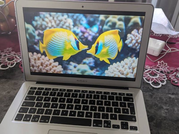 Macbook Air 13" Apple