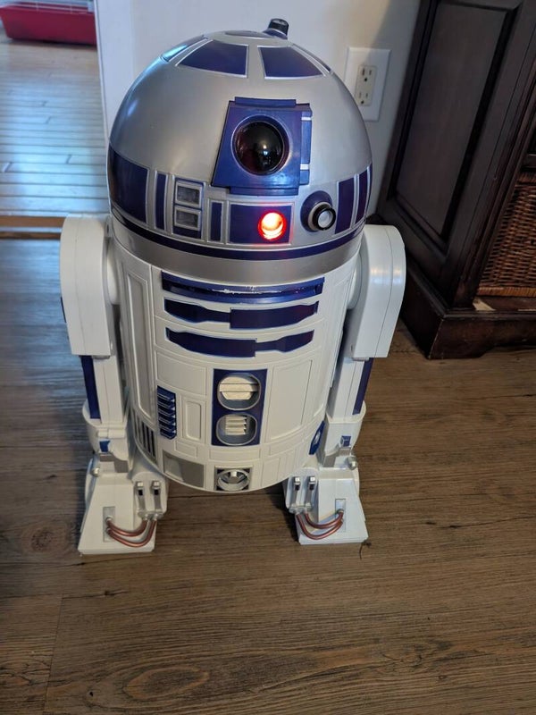 ROBOT R2D2 STAR WARS