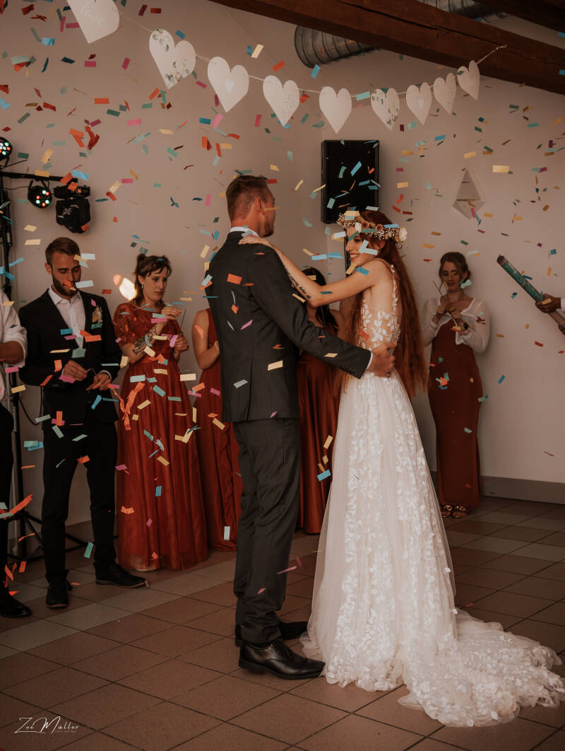 weddinglnweb-506-standard-093tl2.jpg